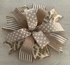10″ Beige Wreath Bow, Everyday Bow, Beige Lantern Bow – Handmade