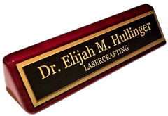 Executive Name Plate-Rosewd Piano Finish w/gold Laser-engraved plate CUSTOMIZED