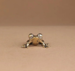 Brass Frog Animal Statue Small Sculpture Tabletop Figurine Home Decor Gifts