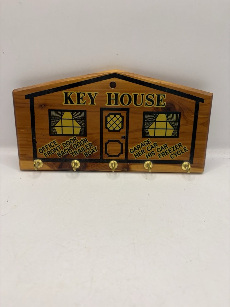 Vintage Wooden House Key Holder Souvenir Daytona Beach Florida Home MCM