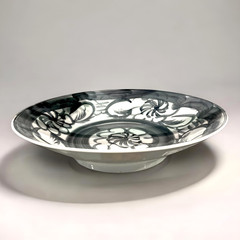 New Chinoiserie Antique Style Porcelain Centerpiece Bowl in Black & White 18″