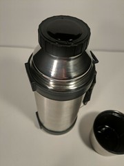 Stainless Steel Thermos DF2110 – BEVERAGE BOTTLE W/HANDLE