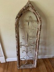 Vtg Rustic Distressed Beige Metal Arch Window Wall Decor Farmhouse Chic 37″x12″