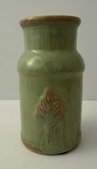Foreside Celadon Vase Gorham Maine Farm House Leaf Pattern 6.25″
