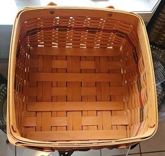 Longaberger 12 Days of Xmas Basket 14″ +3 Protectors (1 Divided)+Liner+Lid 2000