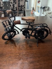 Bicycle Model Decor Metal Art. Decorative Cycling Bike Table Desk Office Décor