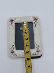 BELLEEK FINE IRISH PORCELAIN COUNTRY TRELLIS LILLIES PHOTO FRAME VINTAGE