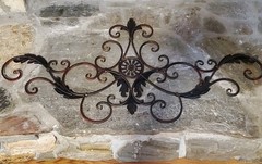 39 in Decor Tuscan Red Rustic Old World Scrolling Wall Grille Art Metal