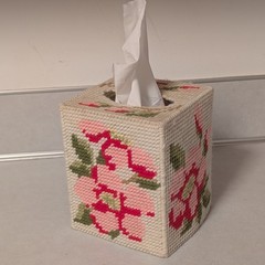 Tissue Box Cover w/ Pink & Red Flowers, Plastic Canvas & Yarn