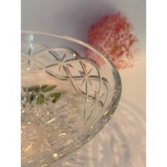 Waterford “Outlet” cut crystal Ireland round stamped shiny centerpiece table