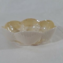 Belleek Ireland New Shell Yellow Bon Bon #0230-15 3rd Mark (1926-1946) Black