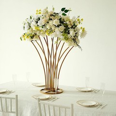 Gold 32″ Scalloped Fan Metal Flower DISPLAY STAND Table Centerpiece Party Events