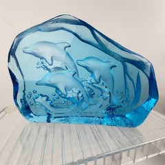 Aquamarine Blue Glass Dolphin Family Sculpture 5″ x 7″ Glacier Ice Etched Waves