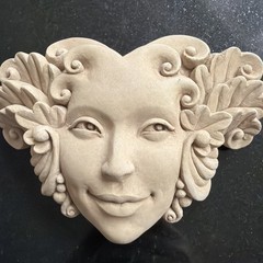 1999 Carruth Studio Flora Wall Plaque Stone Face Hanging vintage