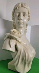 1999 Classical Solid Heavy Resin Bust Sculpture Boutonniere Maiden Statue 24″