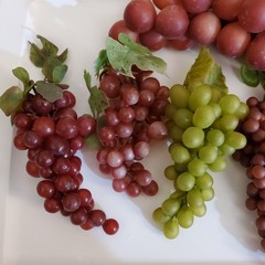 Artificial Grapes Faux Rubber Fruit Berries Decor Mixed Lot of 9 Clusters