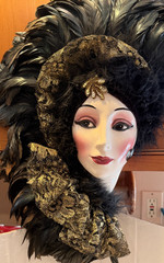 Mask Porcelain Wall Hanging Decoration 20″ x 10″ BEAUTIFUL LOOK AT PHOTOS CAREF