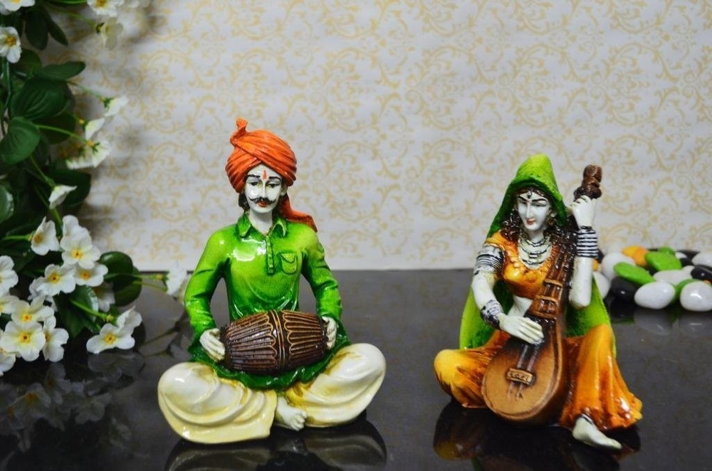 Handmade Polyresine Set of 2 Beautiful Village Rajasthani Couple Idol Figurine