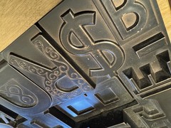 MCM UMBRA Loft BILL HARVEY DESIGN ABSTRACT BRUTALIST WALL ART Print Tray Letter
