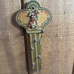 Vintage Key-Per of Keys Wooden Key Shaped Wall Key Hook-Dog puppy Kitsch