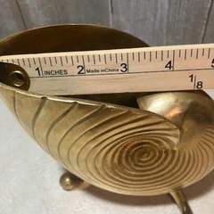 Brass seashell planter. 6 inches tall