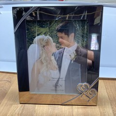 Lenox Silver-Plated Tabletop True Love 8″ x 10″ Rectangular Picture Frame