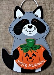 RACCOON HAPPY HALLOWEEN SIGN Seasonal Fall Wall Art Door Wood Hanger Plaque