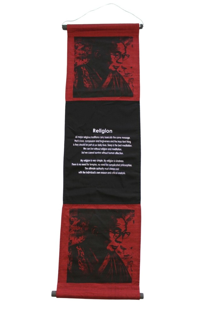 Hanging Scroll «Dalai Lama» – Inspirational Quote, Words of Affirmation, Red