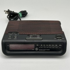 Vintage GE 7-4613D AM FM Clock Radio Alarm Woodgrain -TESTED & WORKING
