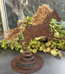 Rustic Metal Horse Sculpture Figurine Tabletop Decor Farmhouse Country Decor