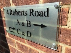 FLAT A FLAT B FLAT C SMALL MODERN NUMBER / LETTER PLAQUE FLAT A FLAT B,C,D,F,G