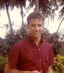 JOSEPH JOE BIDEN YOUNG SENATOR GLOSSY POSTER PICTURE PHOTO PRINT BANNER 9765