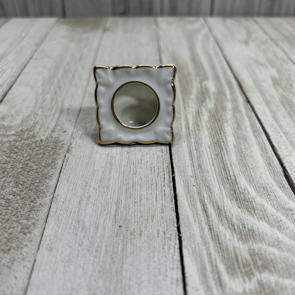 Miniature Papel California Porcelain White /Gold Trim Picture Frame 1.5 x 1.5 in
