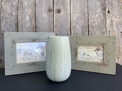 Parisian Home Photo frame and flower vase