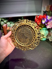 {Unpainted} Gothic Wall Frame and Spine Hugger Display