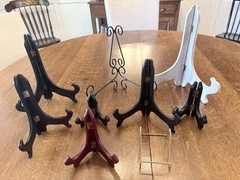 Mixed vtg lot, 9 Photo Easels, Plate Saucer display rack stand, Black/Dk Brown,