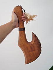 Hawaiian Hand Made Wall Decor Wood Carved Lei O Mano Tribal Resin Shark Teeth