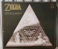 15in The Legend of Zelda Triforce Mirror NIB Limited Edition Nintendo