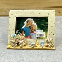 Vintage Burnes 5×3 Photo Frame Hand Painted Resin MUSICIAN Kittens Cats