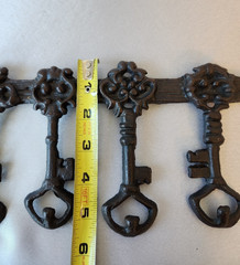 Vintage Cast Iron Skeleton Key Wall Hook Rack Rustic Key Holder Decor