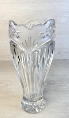 Oneida Crystal Southern Garden 10 Inch Rose Frost Flower Vase