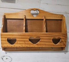 Vintage Wooden Heart Wall Hanging Mail Organizer & Key Holder – Country…