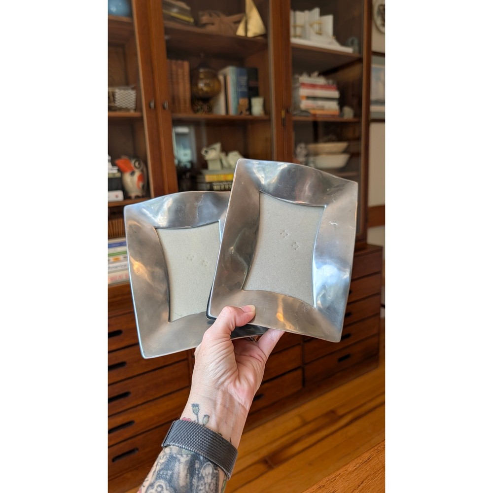 Vintage Pair of Pewter Wave Tabletop Frames for 3.5 in by 5 in Photo