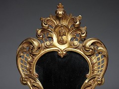 FINE! Italian Florentine Gilt Wood Diminutive Courting Mirror