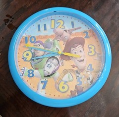Disney Pixer Toy Story Buz Lightyear & Woody Quartz Wall Clock 10″ Fast Shipping