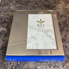 RAJ Collection 4 x 6 Silver Plated Picture Frame NIB + FAST Shipping!