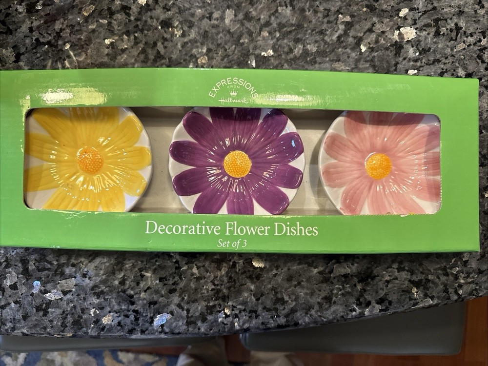 Hallmark Expressions Spring Gift Ceramic Decorative Flower Dishes Set of 3 Bowls