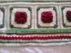 3D CHRISTMAS AFGHAN RED ROSE handmade green crochet GRANNY SQUARE throw 43×66