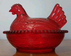 Red Glass «Hen on Nest» Covered Dish 5 1/2 In Tall 7 In Long NEW
