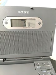 Vintage Sony ICF-CD2000 Travel FM/AM Radio CD Alarm Clock stereo(Fast Shipping)